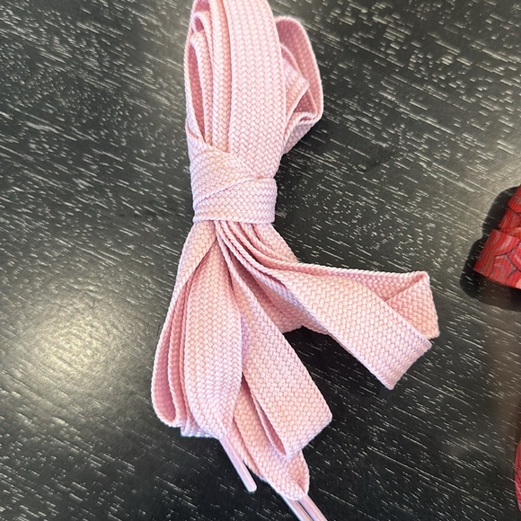 Red and Pink Unisex Adidas Campus. Perfect Condition NWT! Hard to Find.♥️🩷 - Picture 8 of 12